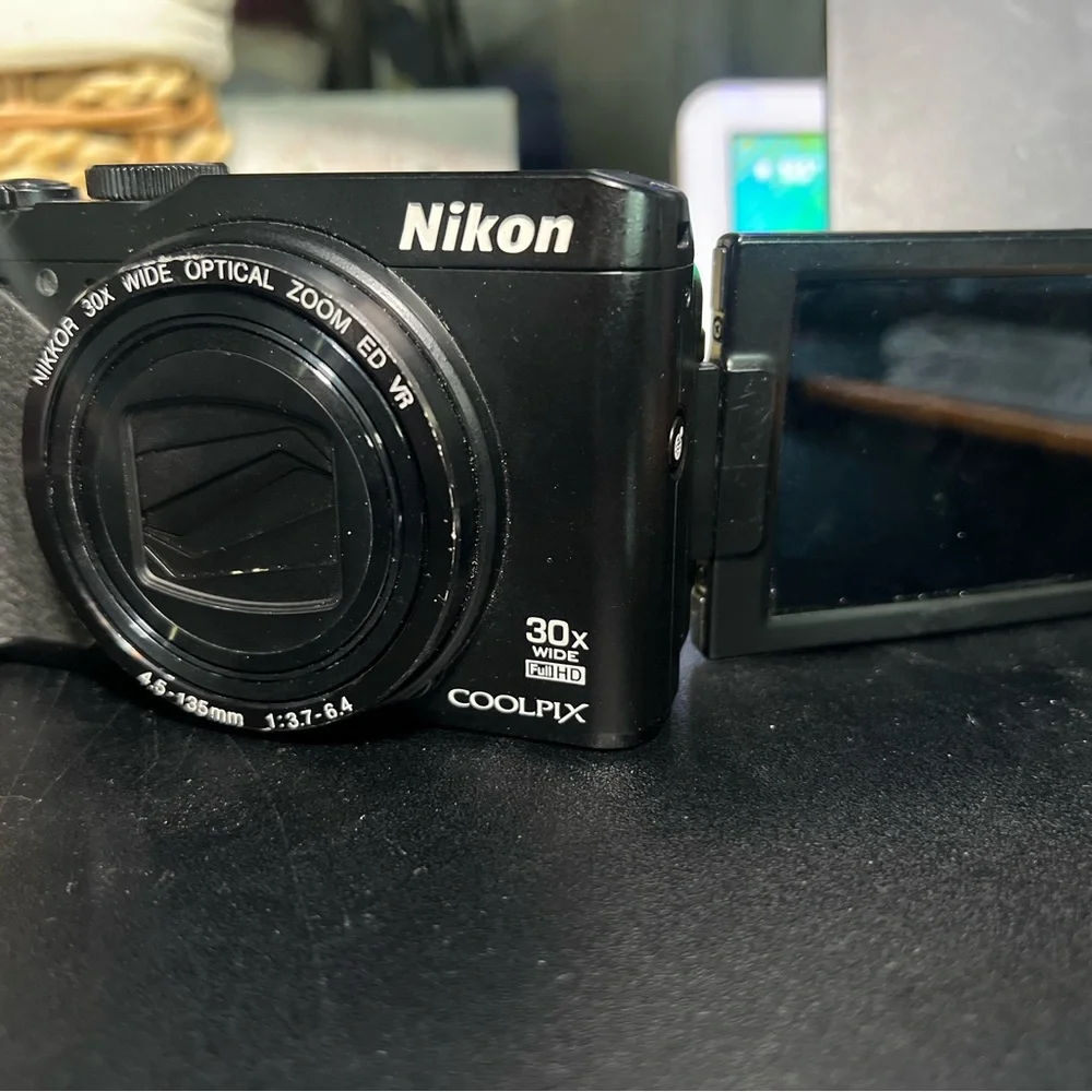 Nikon Black Digital Camera with Zoom Lens